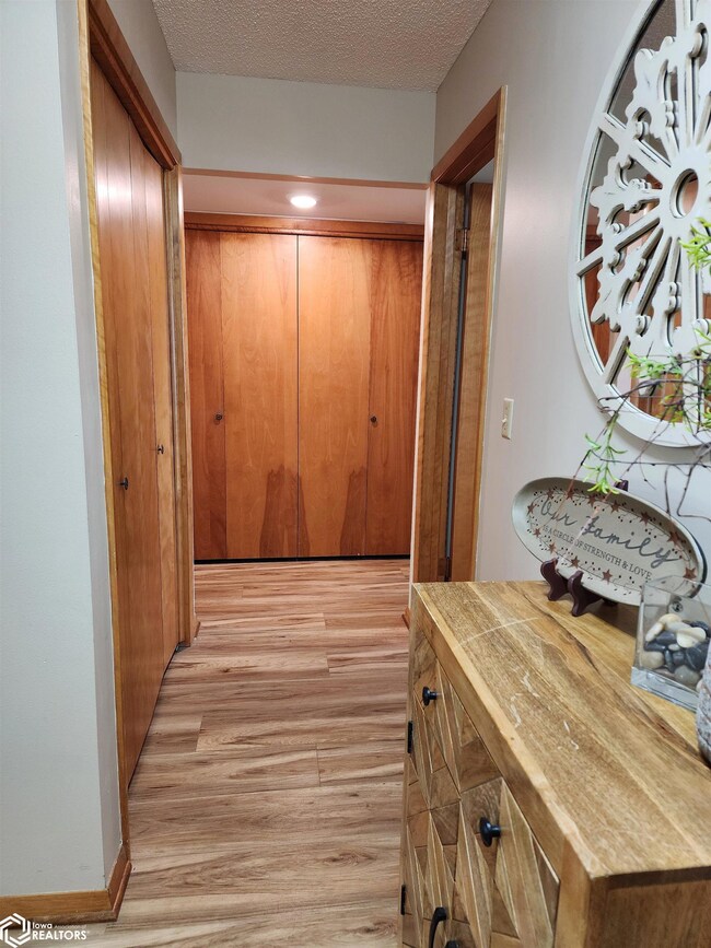 2106 Chestnut St unit 6, Atlantic, IA 50022 - photo 3