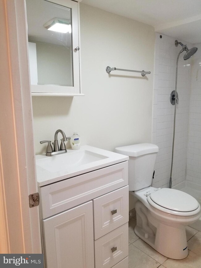 233 Garfield Ave unit 1, Norwood, PA 19074 - photo 4