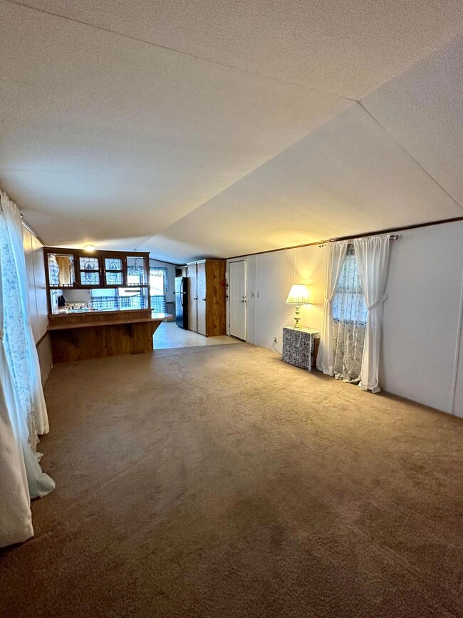 78349544-AFC6-4B63-9BBF-E710488E4651