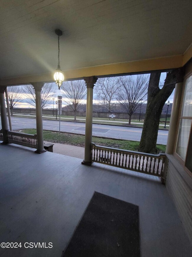 118 S Front St, Sunbury, PA 17801 - photo 2