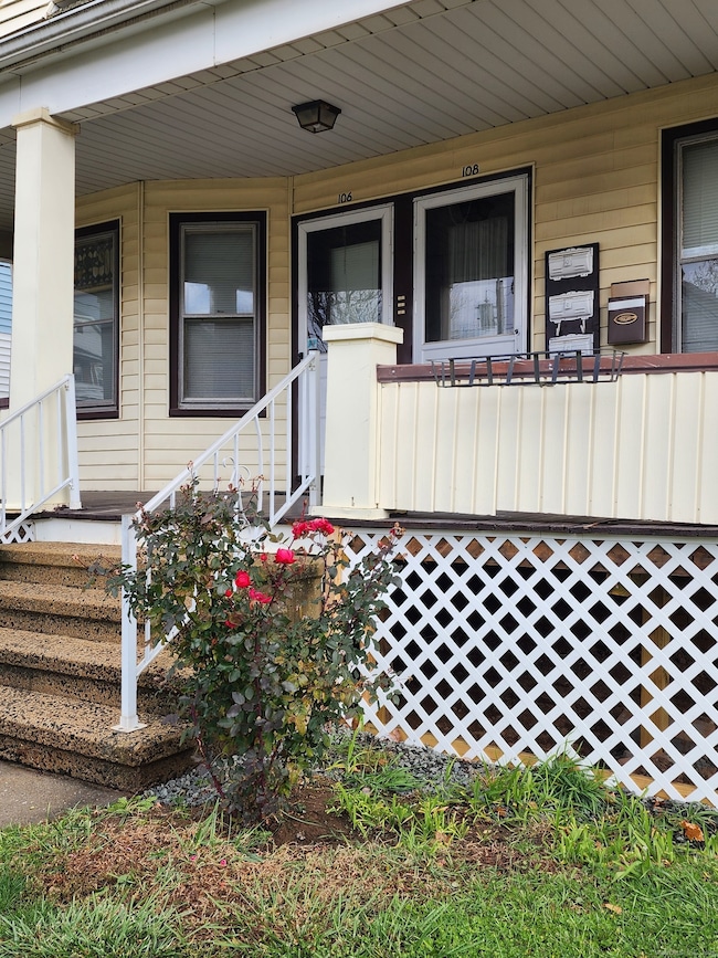106 Lyons St, New Britain, CT 06052 - photo 2