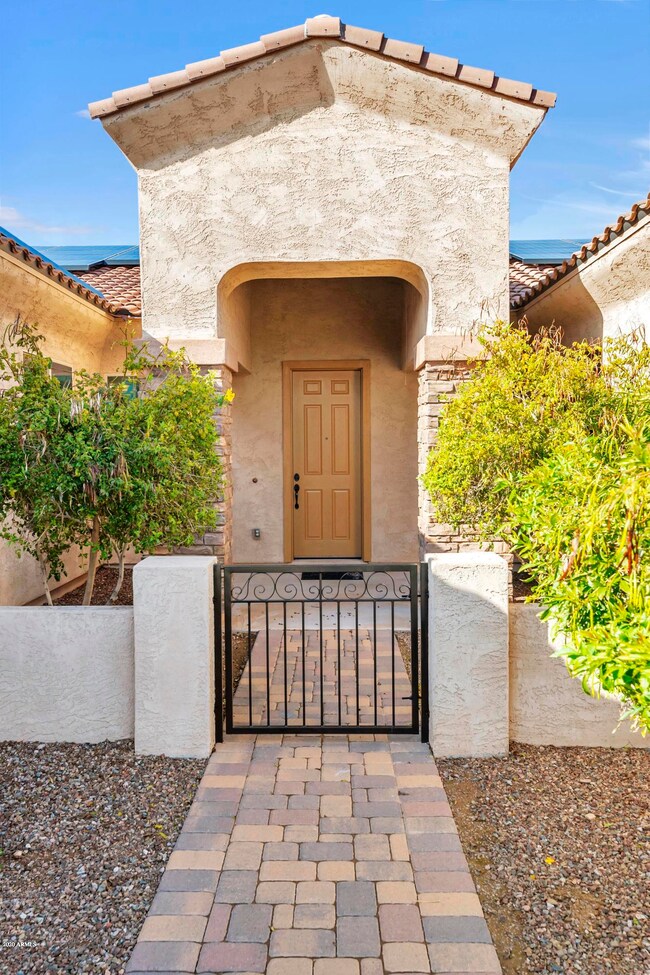 17960 W Glenrosa Ave, Goodyear, AZ 85395 - photo 4