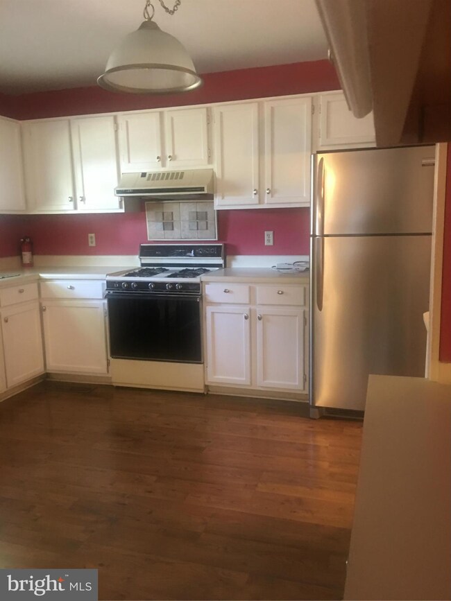 803 Salem Dr, Fredericksburg, VA 22407 - photo 4