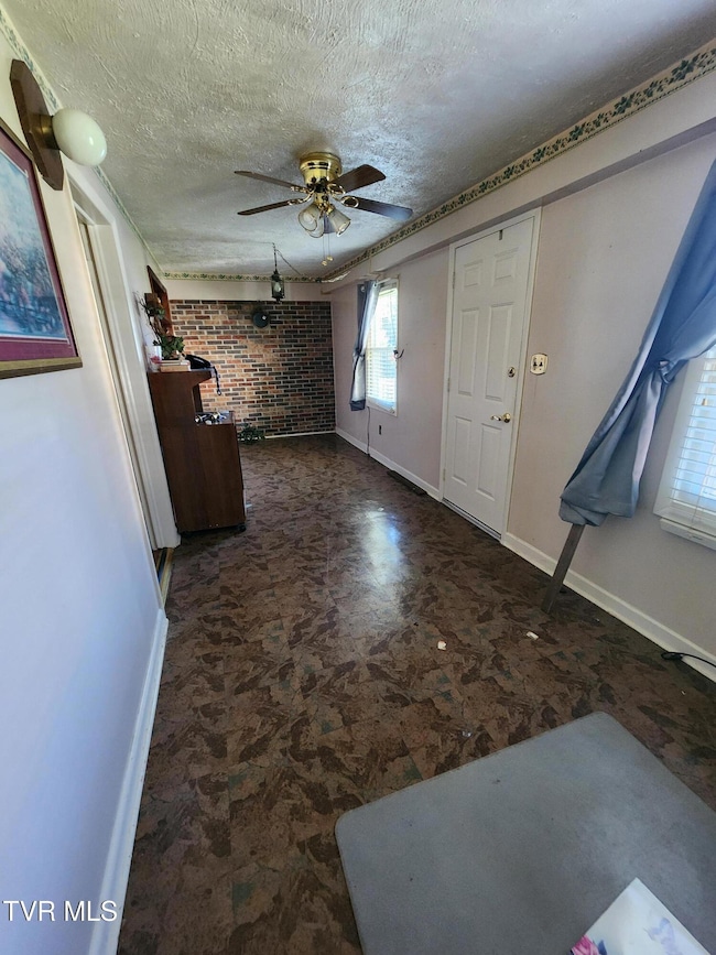 8506 Hickory St, Pound, VA 24279 - photo 7