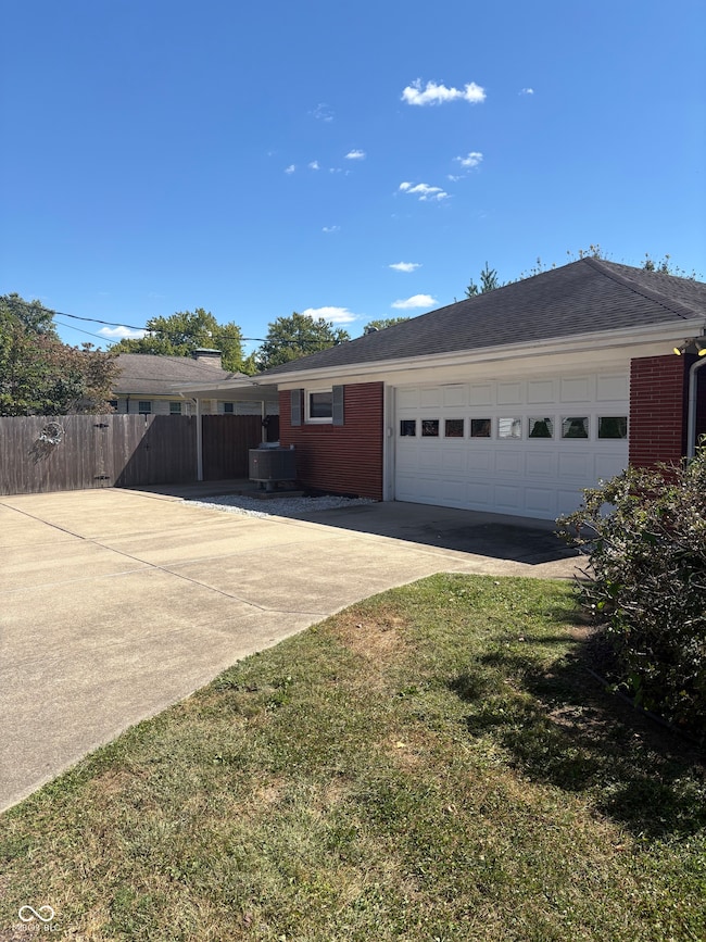 1921 Washington St, Columbus, IN 47201 - photo 6