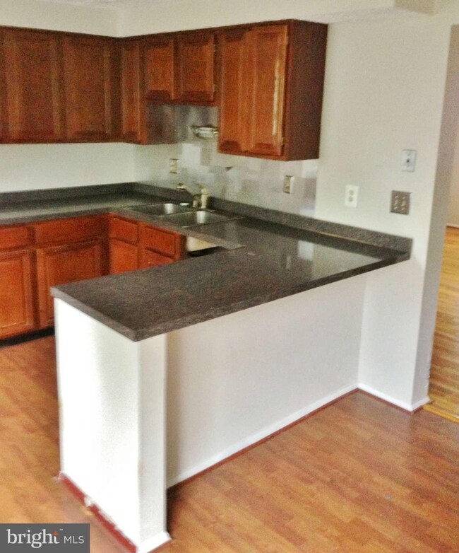 21 Pima Ct, Randallstown, MD 21133 - photo 3