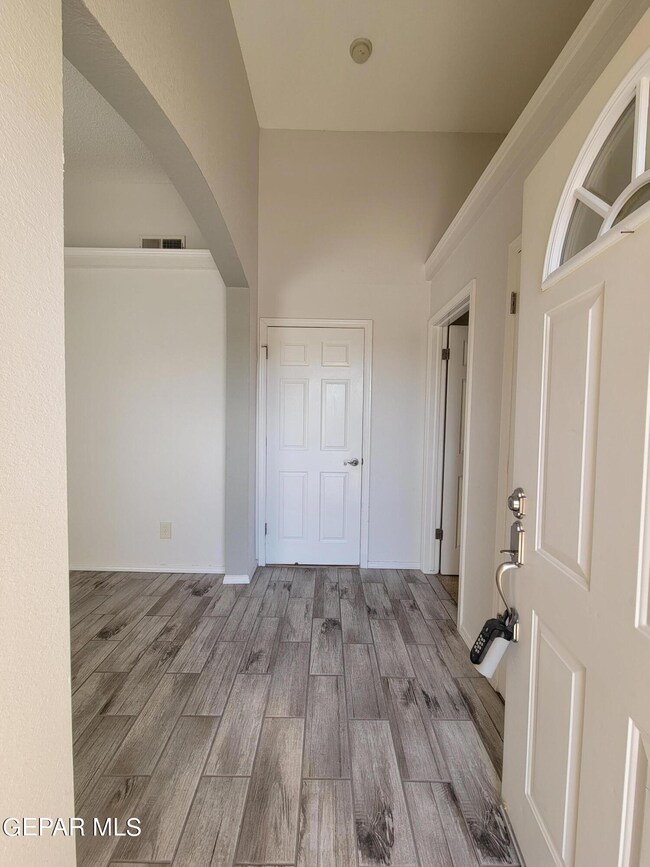 14044 Peter Noyes Dr, El Paso, TX 79928 - photo 5