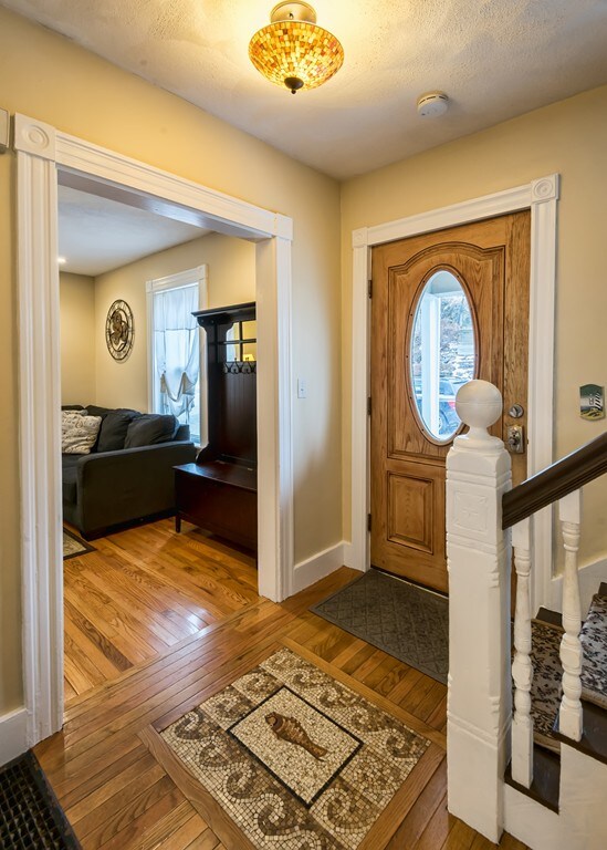 7 Shore Ave, Salem, MA 01970 - photo 4