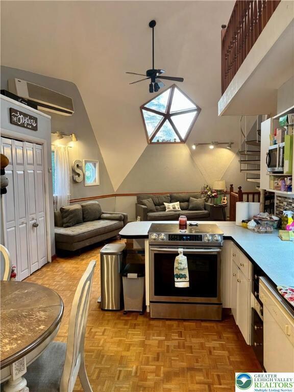 105 Aspen Way, Palmerton, PA 18071 - photo 7