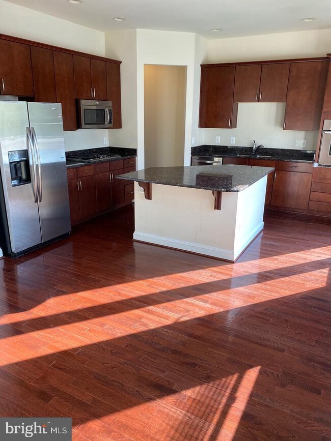 43368 Old Ryan Rd, Ashburn, VA 20148 - photo 3