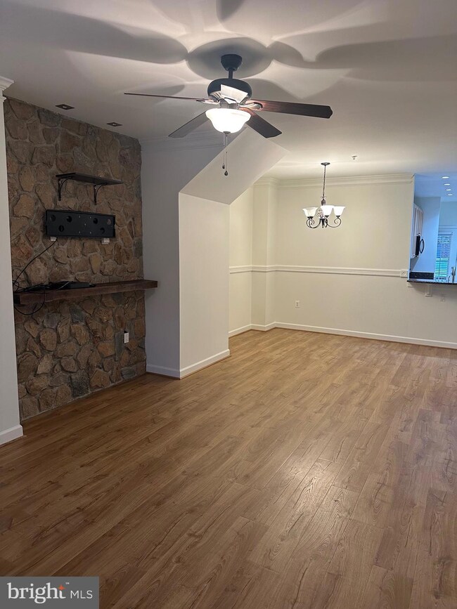 42542 Mayflower Terrace, Ashburn, VA 20148 - photo 4