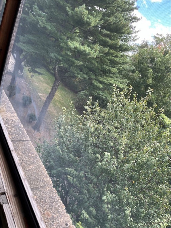 175 Hoffman Ave unit 410, Cranston, RI 02920 - photo 7