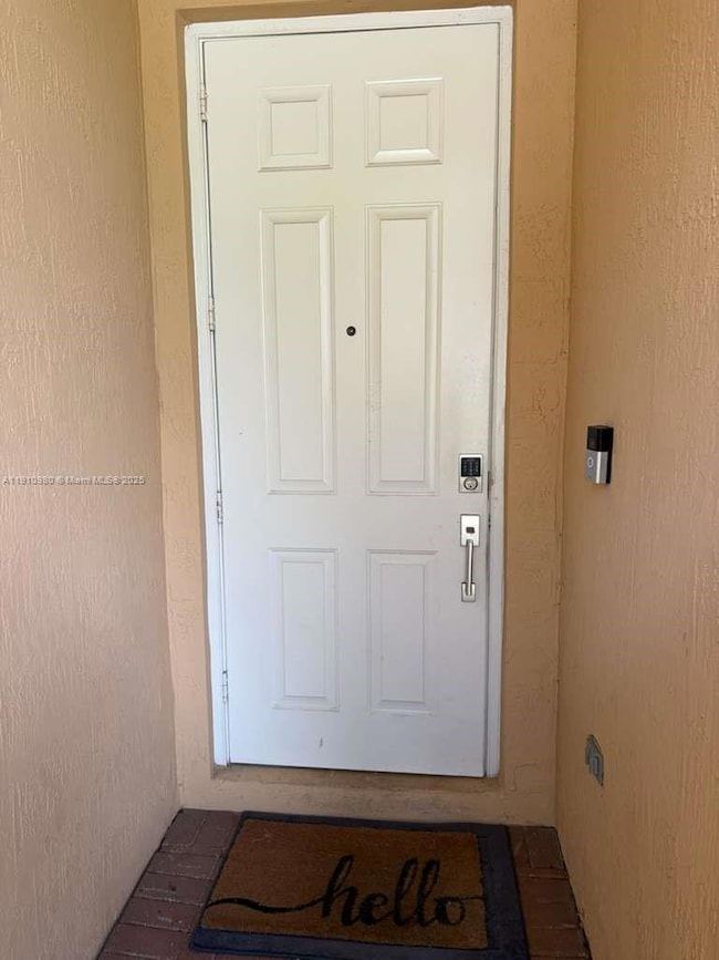 8666 NW 114th Ct, Doral, FL 33178 - photo 4