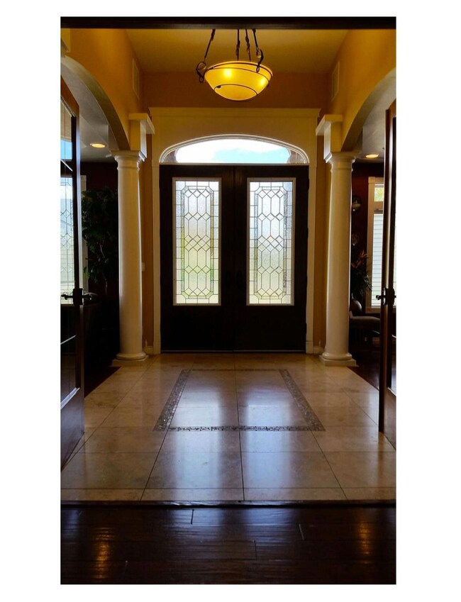 2B EntryWay