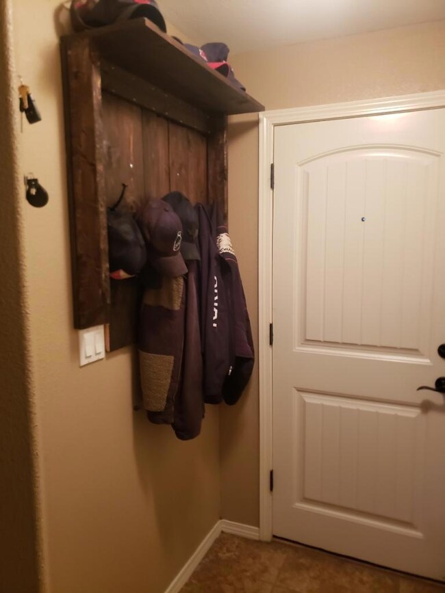 649 Huddersfield St, El Paso, TX 79928 - photo 3