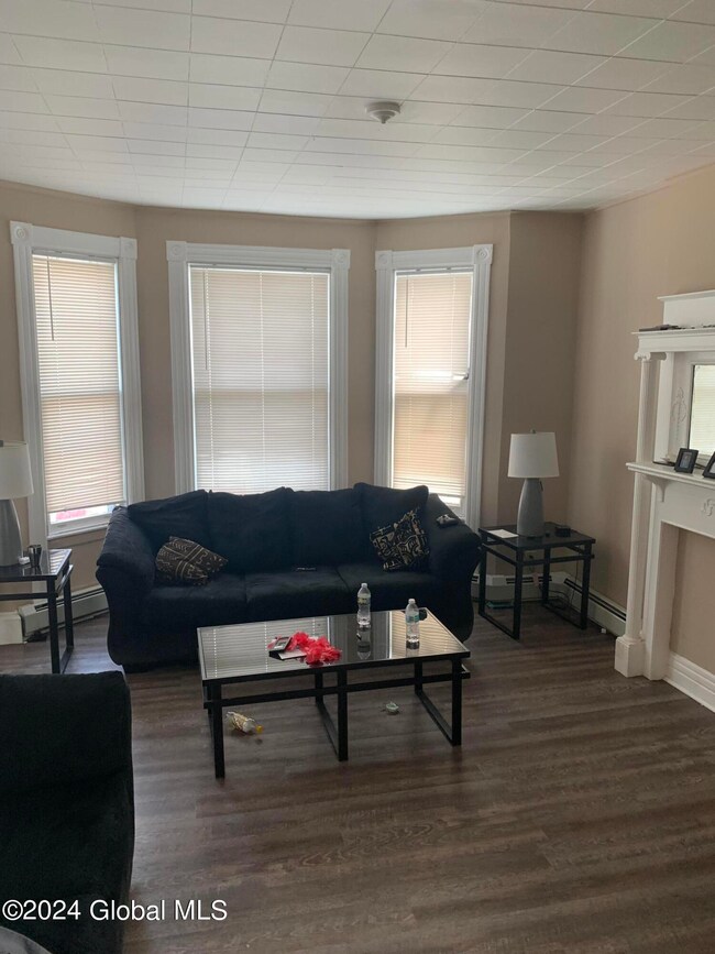 346 Orange St, Albany, NY 12206 - photo 4