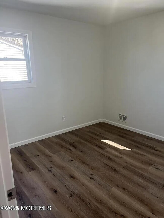 143 N 5th Ave unit 2, Long Branch, NJ 07740 - photo 4