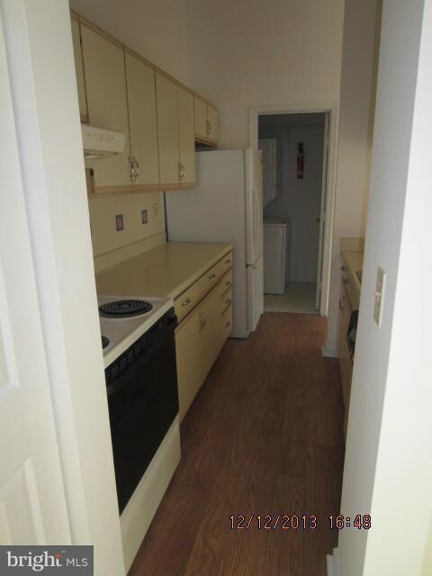 200 Juneberry Way unit 200-3D, Glen Burnie, MD 21061 - photo 3