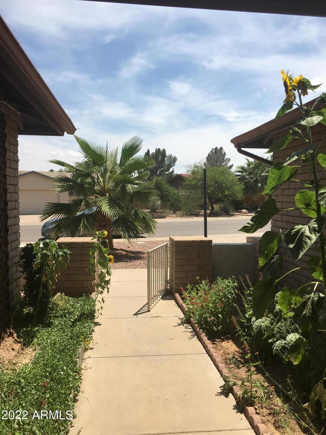 B000F881-231E-4CA5-A85B-B97A648411D9