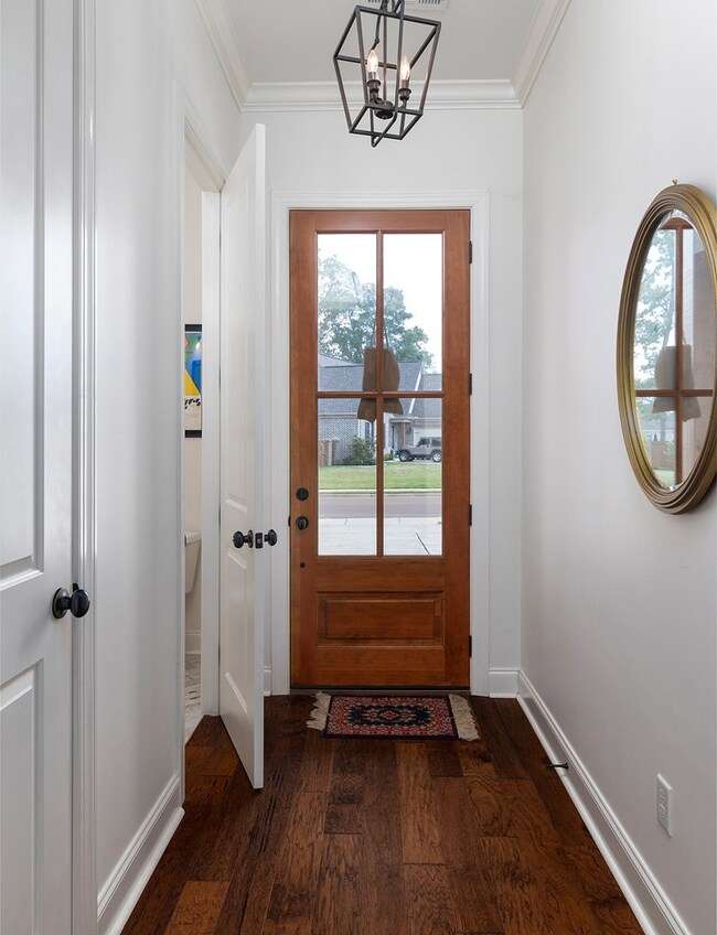 408 Elizabeth Ct, Oxford, MS 38655 - photo 2