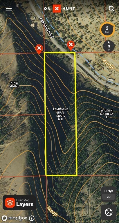 Red markers on the map indicate the lower corners