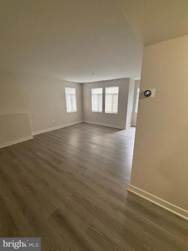 6335 Stevenson Ave, Alexandria, VA 22304 - photo 7