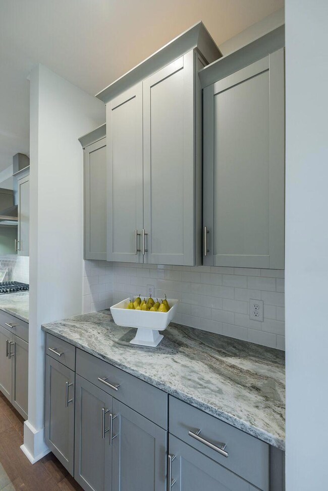 681 Yellow Leaf Ln, Summerville, SC 29486 - photo 4