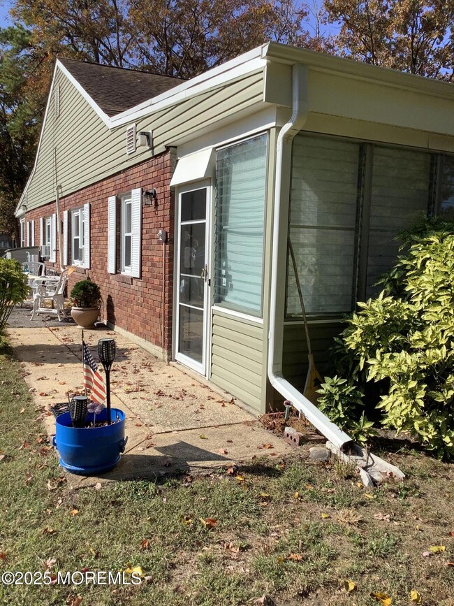 5 Walnut St, Toms River, NJ 08753 - photo 2