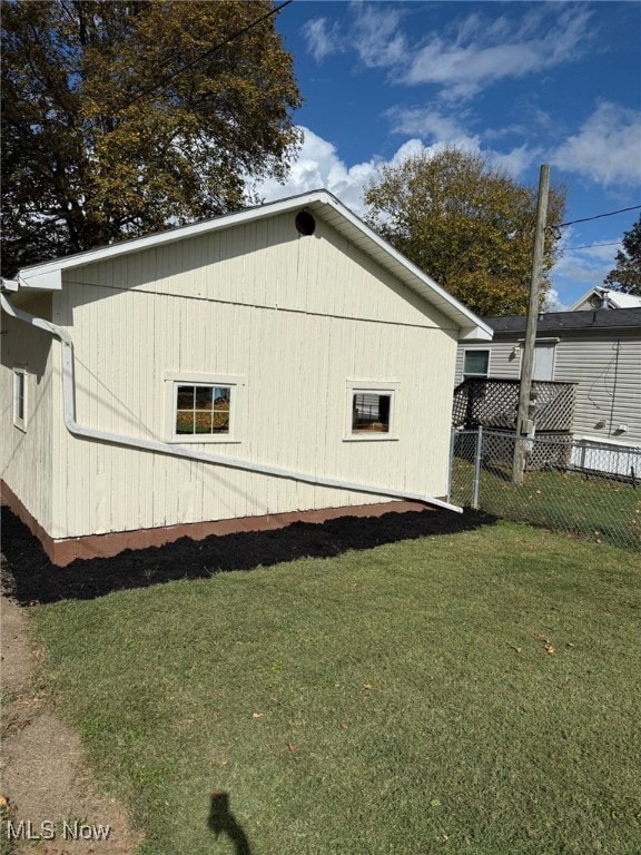 617 Franklin Ave, Conesville, OH 43811 - photo 4