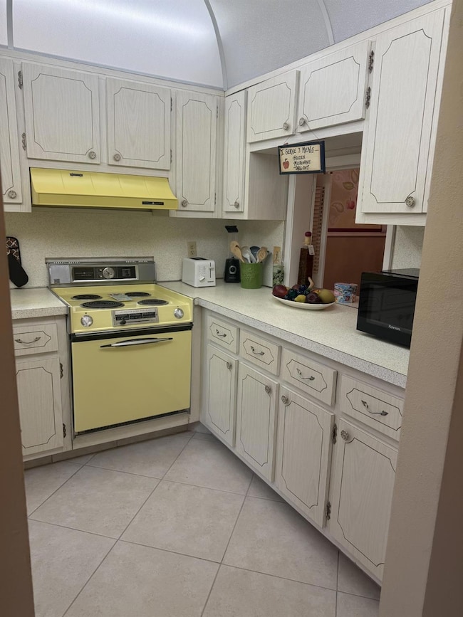 2050 NE 39th St unit N211, Lighthouse Point, FL 33064 - photo 3