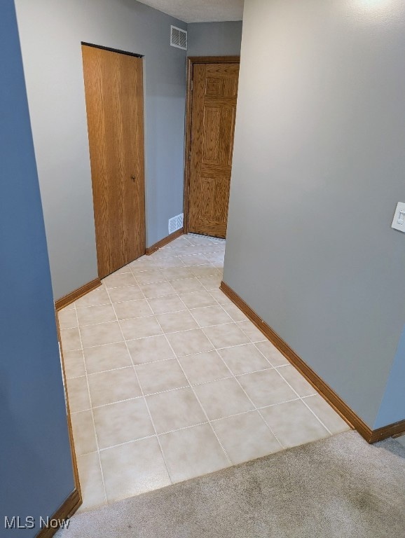 1133 Red Tail Hawk Ct unit 6, Youngstown, OH 44512 - photo 7