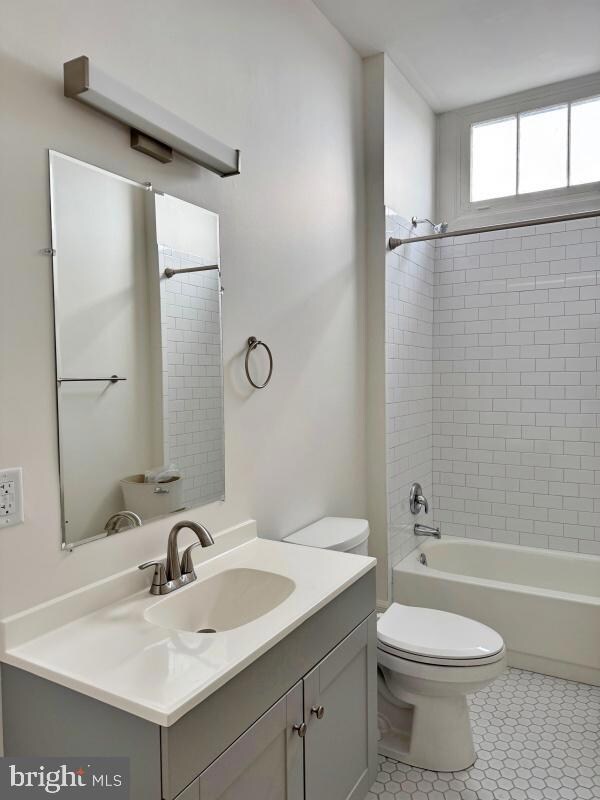 361 W Market St unit 3F, York, PA 17401 - photo 7