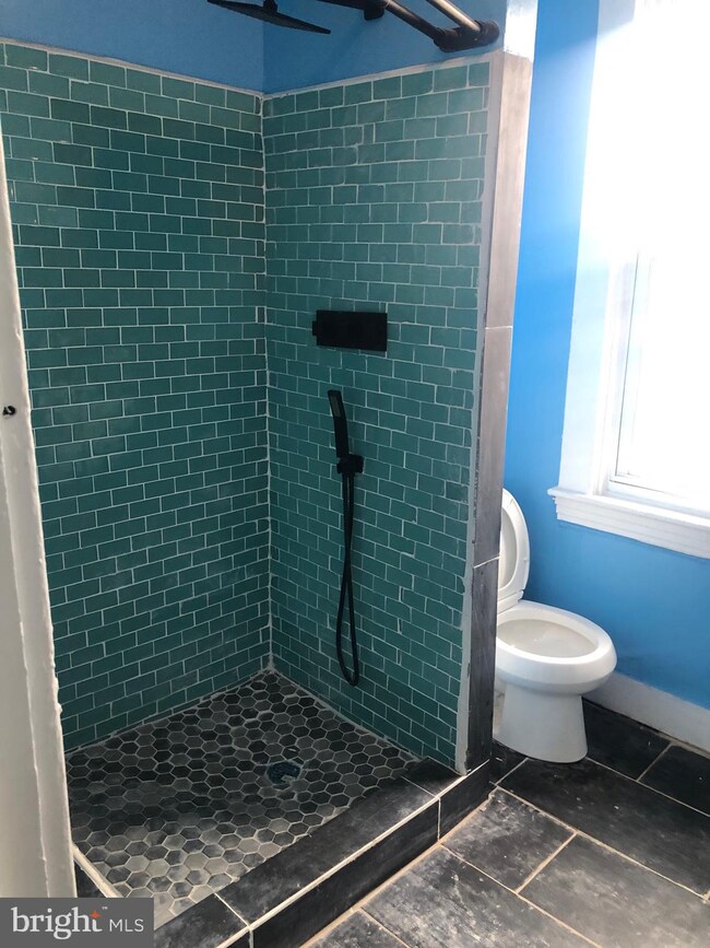 2907 Ridgewood Ave, Baltimore, MD 21215 - photo 4