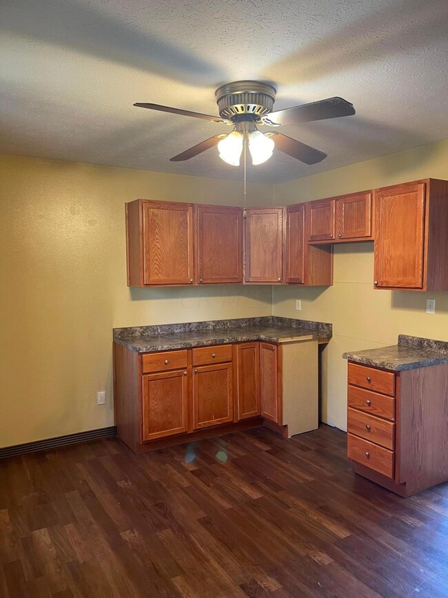 424 Toledo Ave, Marion, OH 43302 - photo 6