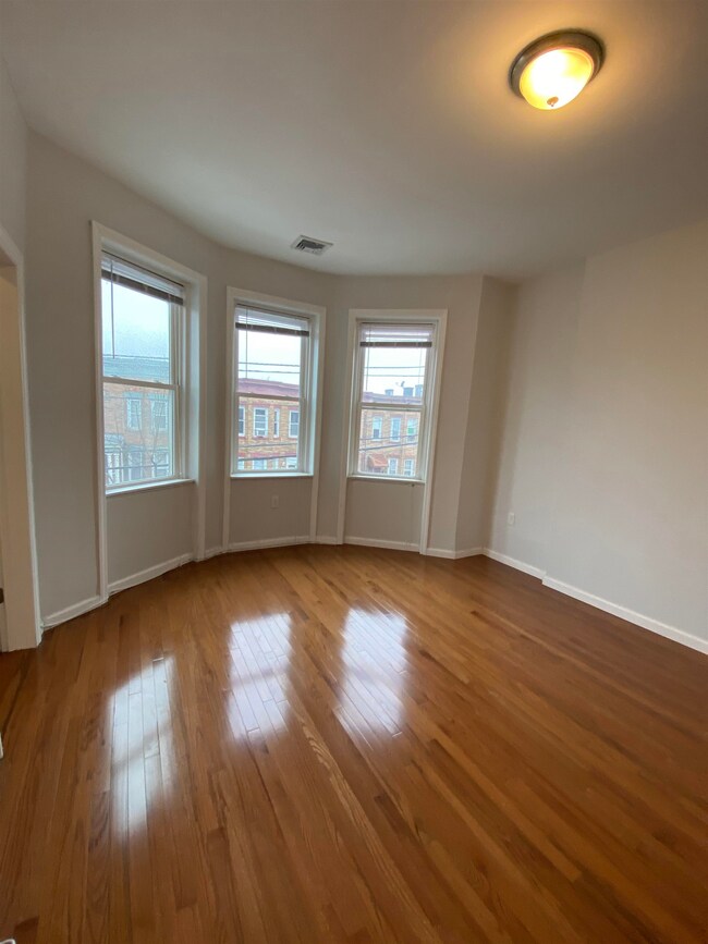 424 67th St unit 2nd Floor, West New York, NJ 07093 - photo 4