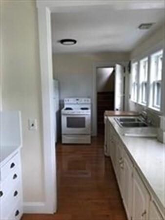 19 Homestead Rd unit 2, Wellesley, MA 02482 - photo 6