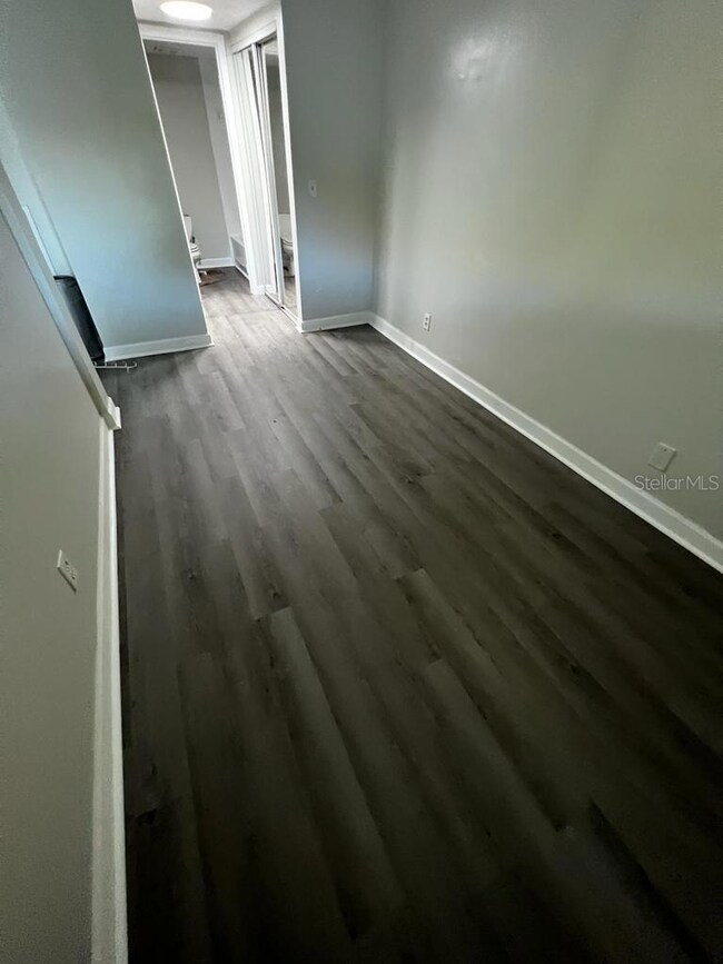 6326 Newtown Cir unit 26B4, Tampa, FL 33615 - photo 6