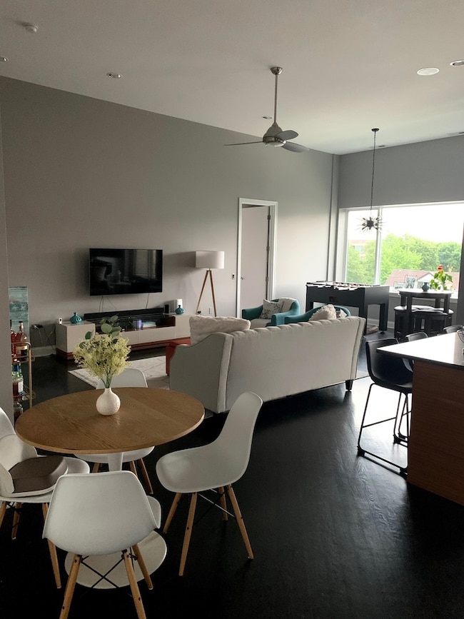 unlisted-address, Chicago, IL 60647 - photo 7