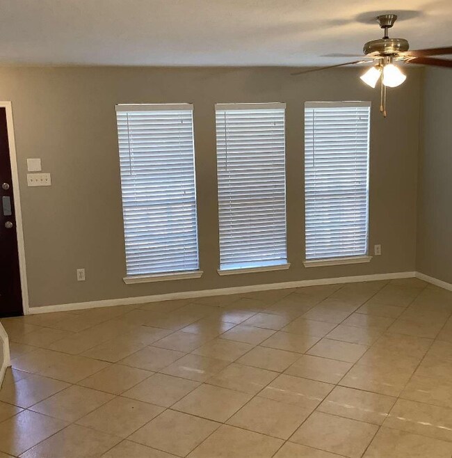 6807 Woodland Oaks, Magnolia, TX 77354 - photo 4