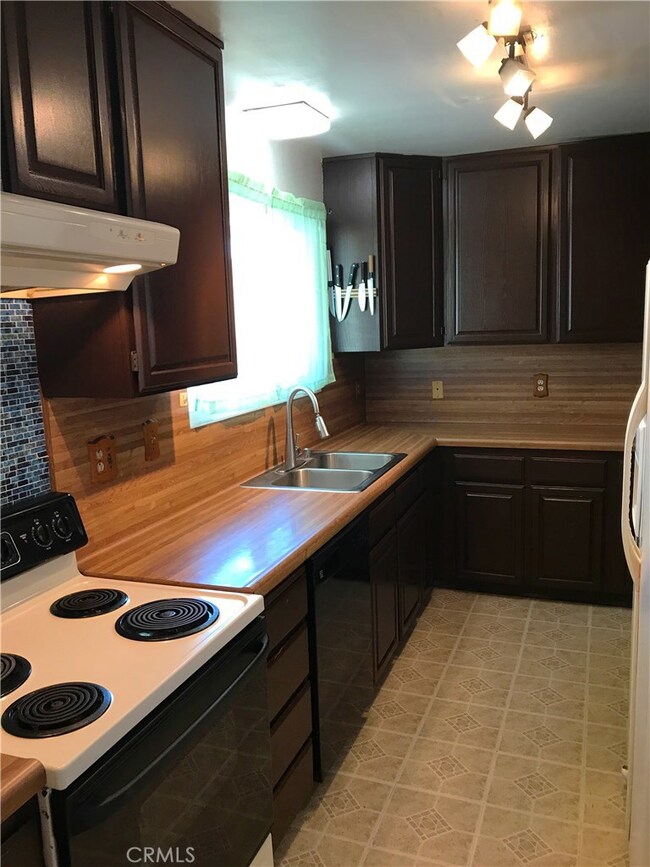 2608 Frankel St, Lakewood, CA 90712 - photo 5