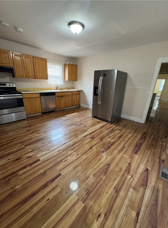 140 Clifton Ave unit 1, Brockton, MA 02301 - photo 3