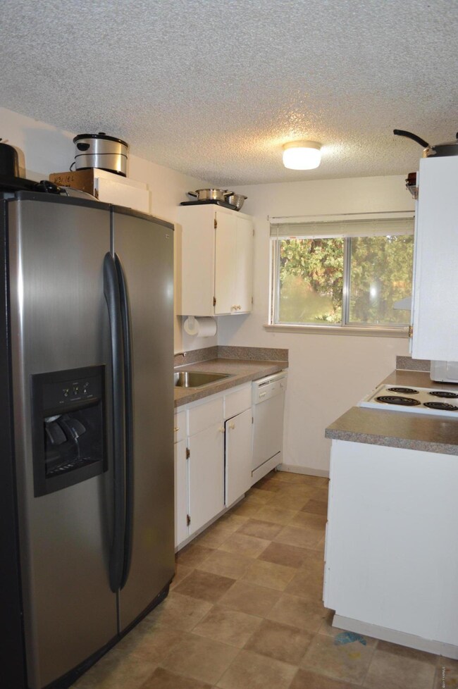 3 Kitchen