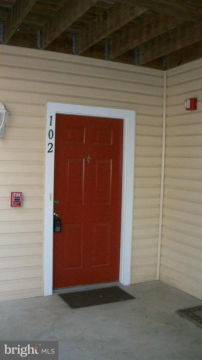 12705 Found Stone Rd unit 102, Germantown, MD 20876 - photo 2