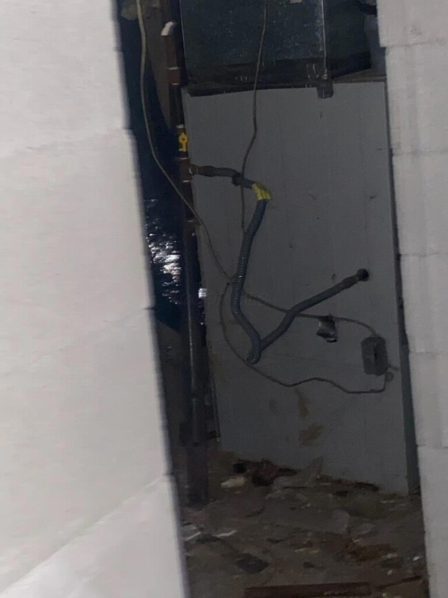 348 E 4th St, Chillicothe, OH 45601 - photo 5