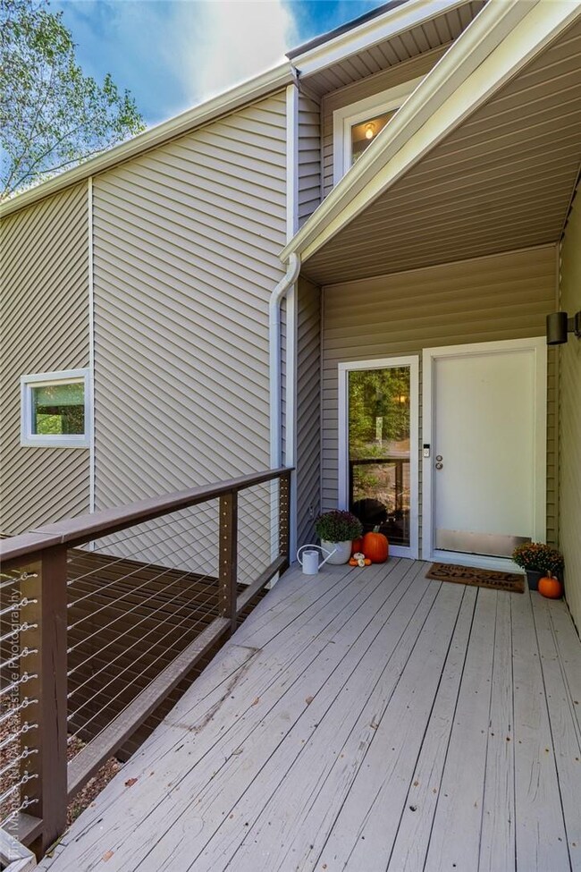 201 W Lakeview Dr, Springdale, AR 72764 - photo 3