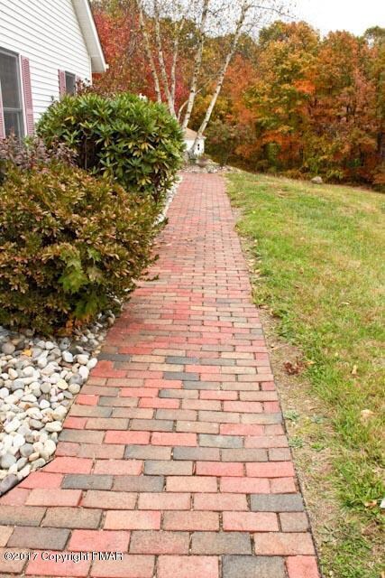 85 Archery Ln, Tamaqua, PA 18252 - photo 3
