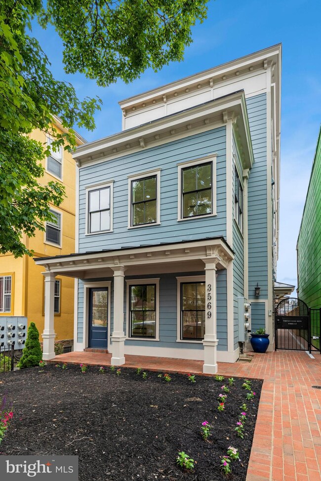 3569 Warder St NW unit 3, Washington, DC 20010 - photo 3