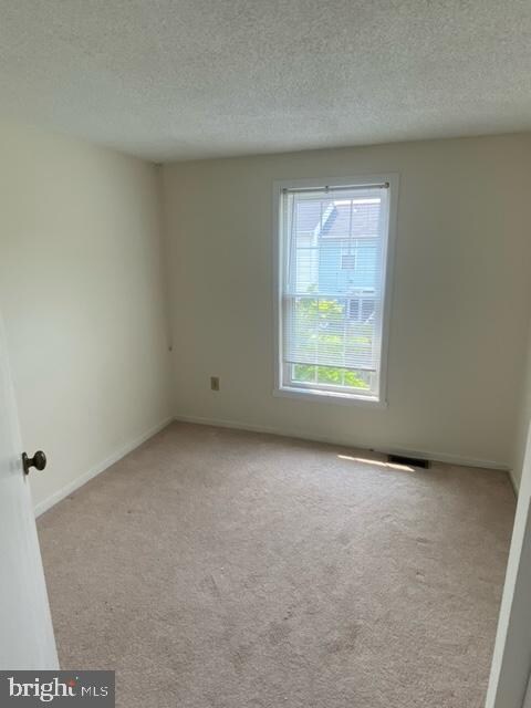 822 Wide Oak Ct, Warrenton, VA 20186 - photo 5