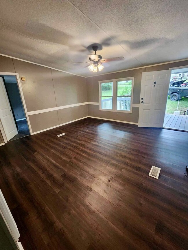 120 Forest Hill Dr, Chatsworth, GA 30705 - photo 4