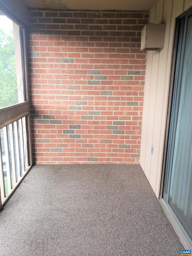 126 Turtle Creek Rd unit 11, Charlottesville, VA 22901 - photo 7